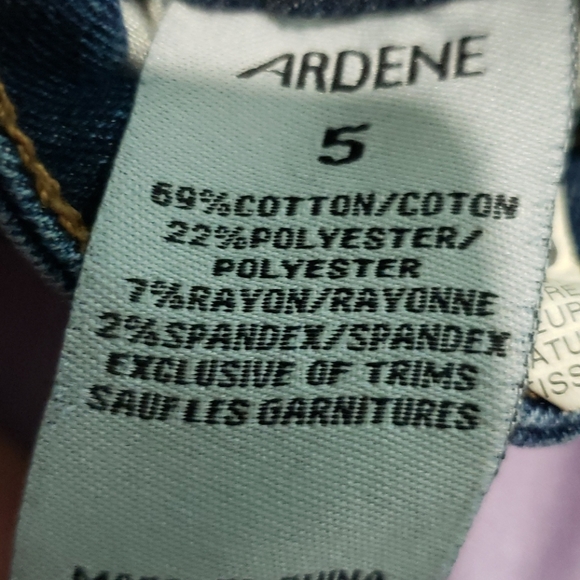 Jean shorts - Picture 3 of 3